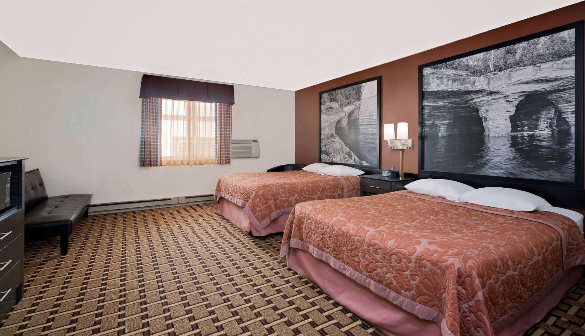 Super 8 By Wyndham Ashland Hotel Buitenkant foto