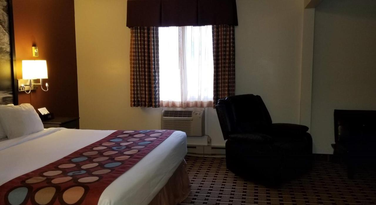Super 8 By Wyndham Ashland Hotel Buitenkant foto